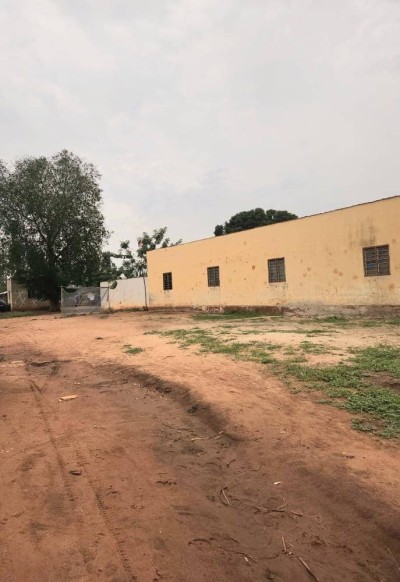 3 hectares collés avec titre foncier déja lotis