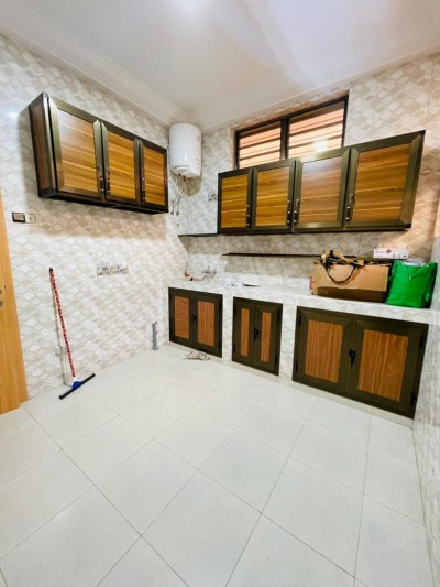 villa 4 chambres sur démi lot avec titre dans la cité mokpokpo