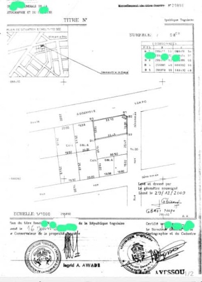 1 lot 1/4 cloturé avec titre foncier à 600m du goudron