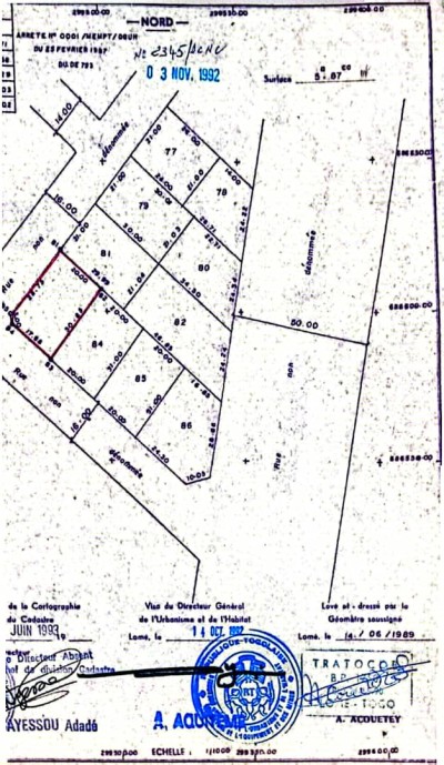 1 lot avec 3 tampons à 50m du goudron