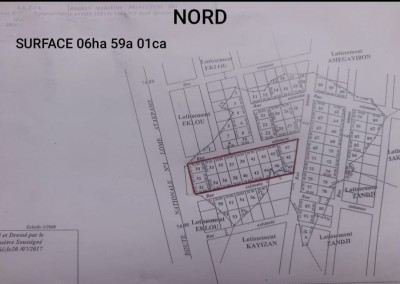 20 lots collés avec 3 tampons + mandat au bord du goudron